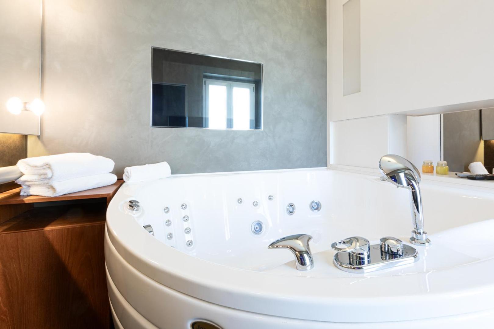 Citta Studi Terrace Suite With Jacuzzi - Top Collection Milan Exterior photo